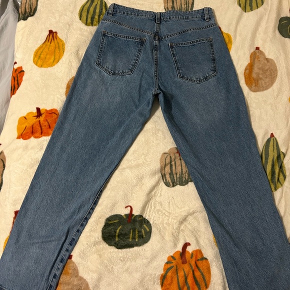 Cotton On Mom Jeans - Picture 5 of 7